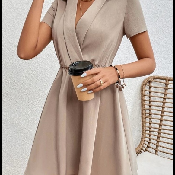 SHEIN Dresses & Skirts - SHEIN Women's Beige Wrap A-Line Knee Length Dress Size XS Casual Summer